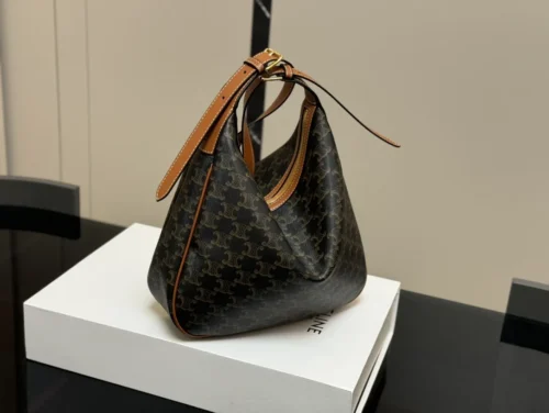 Celine Triomphe Crossbody Bag Style 0039