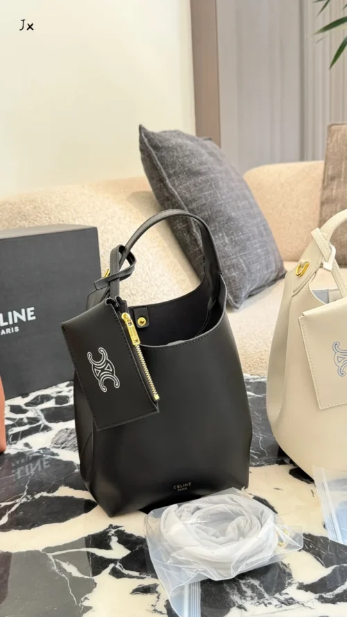 Celine Calfskin Wallet 19x11.5x18cm