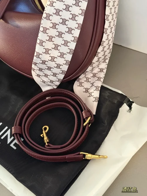 Celine Crossbody Bag Style 0122