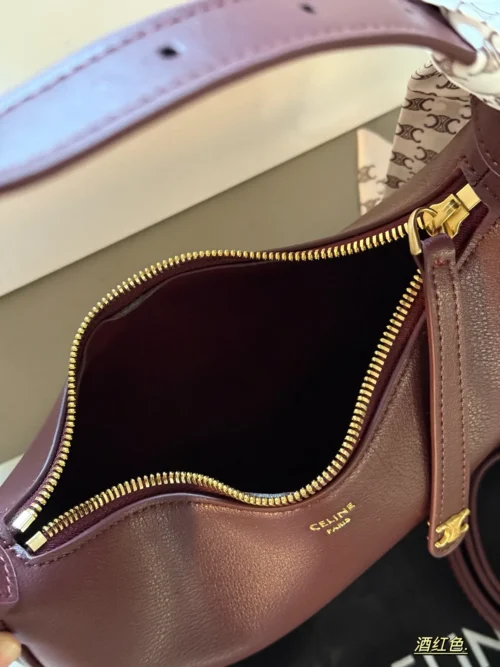 Celine Crossbody Bag Style 0122
