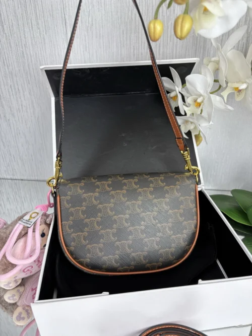 Celine Saddle Bag Style 0132