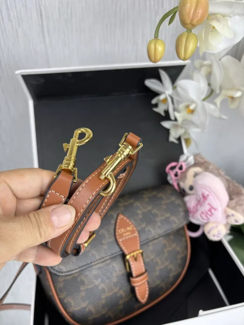 Celine Saddle Bag Style 0132