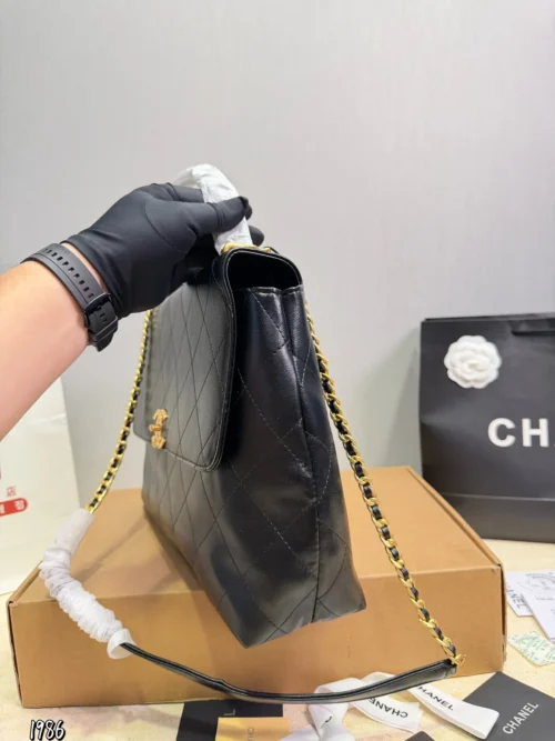 Chanel Chanel 25 Gold Chain Leather Crossbody Bag