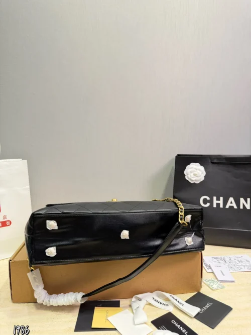 Chanel Chanel 25 Gold Chain Leather Crossbody Bag