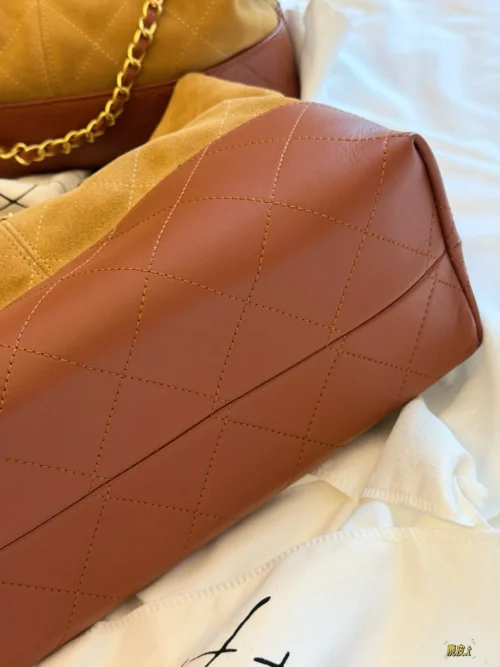 Chanel Suede Bag Style 0120