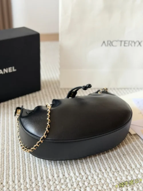 Chanel Black Chain Calfskin Crossbody Bag