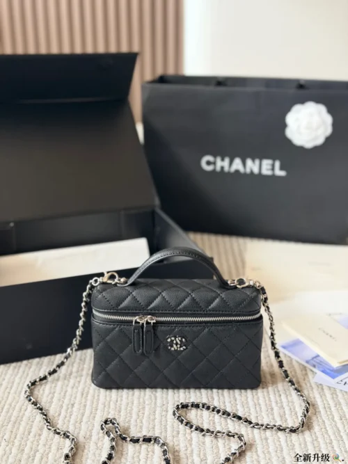 Chanel Classic Flap Quilted Leather Vanity Bag Style 0186