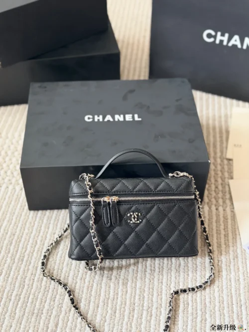 Chanel Classic Flap Quilted Leather Vanity Bag Style 0186