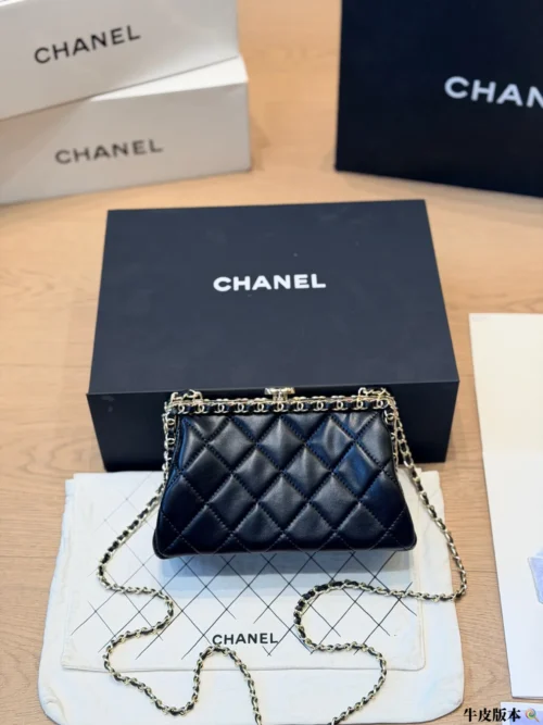 Chanel Classic Flap Black Quilted Calfskin Wallet
