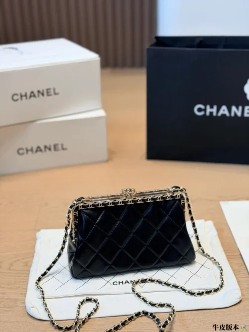 Chanel Classic Flap Black Quilted Calfskin Wallet
