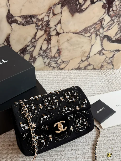 Chanel Chain Bag Style 0230