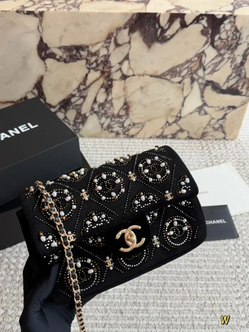 Chanel Chain Bag Style 0230