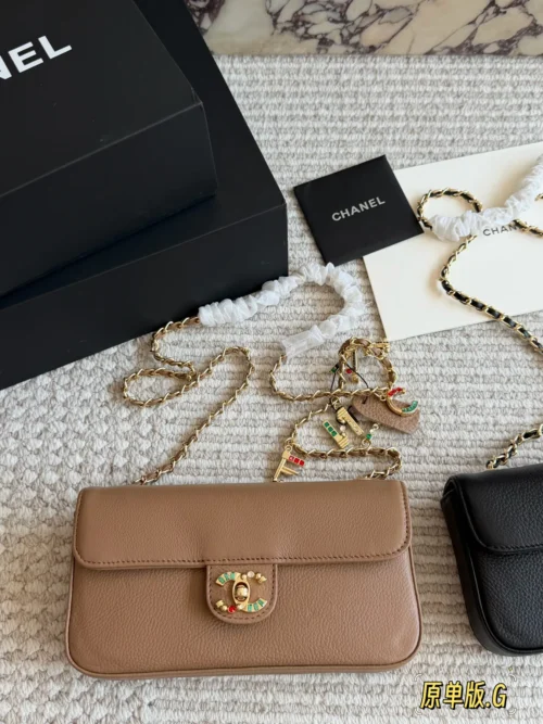 Chanel Leather Bag Style 0236