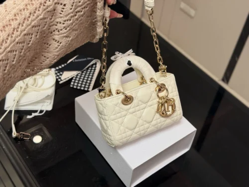 Dior Lady Dior Lambskin Bag Style 0027