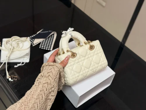 Dior Lady Dior Lambskin Bag Style 0027