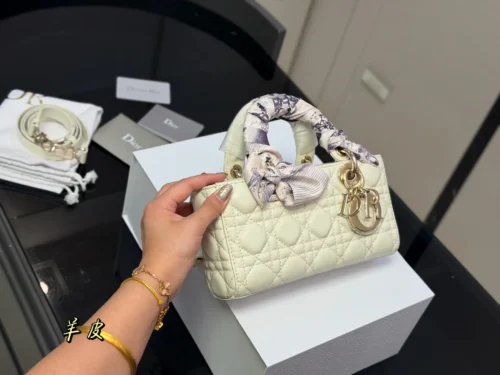 Dior Lady Dior Lambskin Bag Style 0041