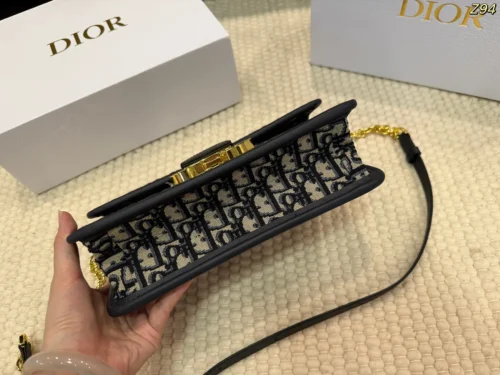 Dior Oversized Bag Style 0099