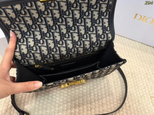 Dior Oversized Bag Style 0099