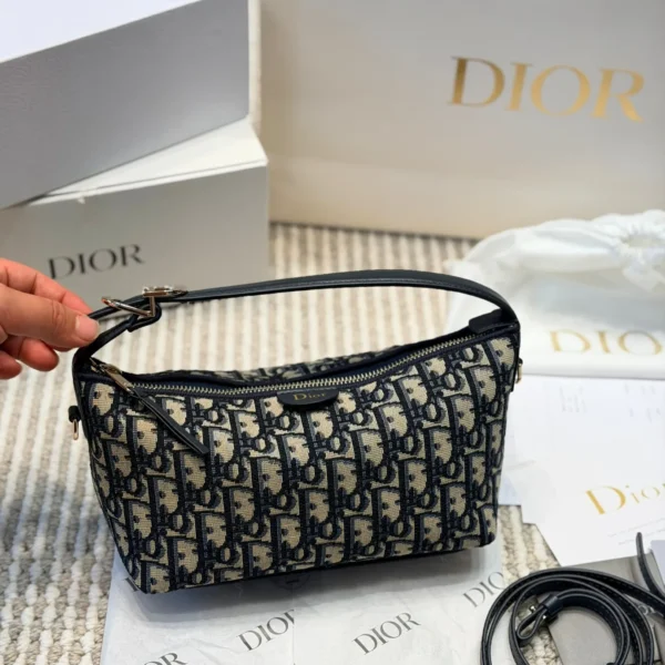 DIOR0210-01 Dior Clutch Bag
