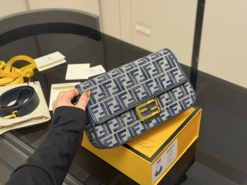 Fendi Baguette Bag Style 0031