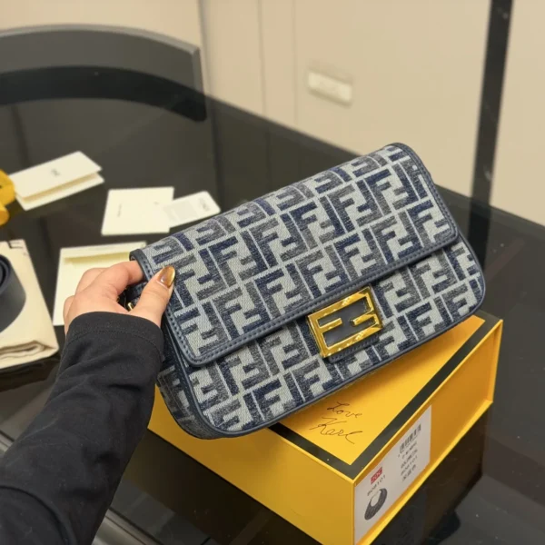 Fendi Baguette Bag Style 0031
