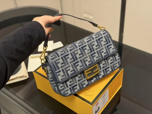 Fendi Baguette Bag Style 0031
