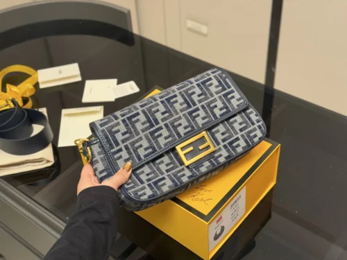 Fendi Baguette Bag Style 0031
