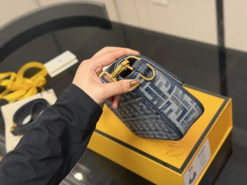 Fendi Baguette Bag Style 0031