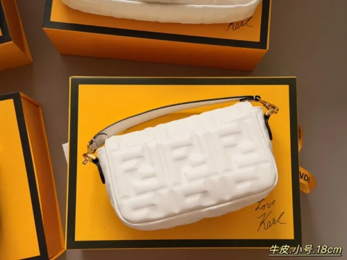Fendi Baguette Bag Style 0044