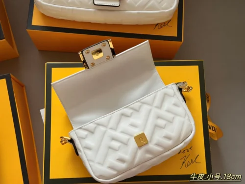 Fendi Baguette Bag Style 0044