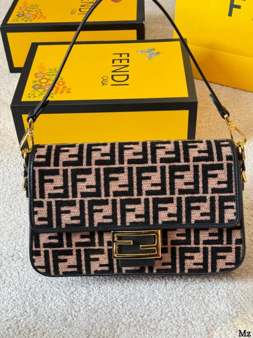 Fendi Baguette Bag Style 0101