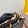 Fendi Tote Bag Style 0110