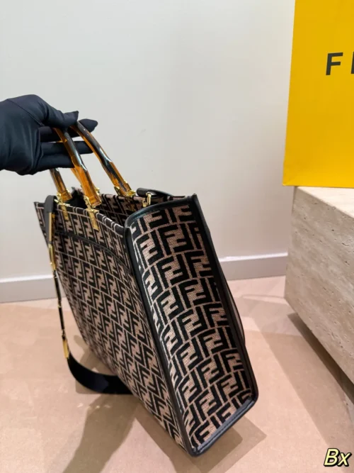 Fendi Tote Bag Style 0110