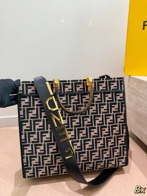Fendi Tote Bag Style 0110