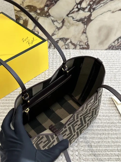 Fendi Tote Bag Style 0148