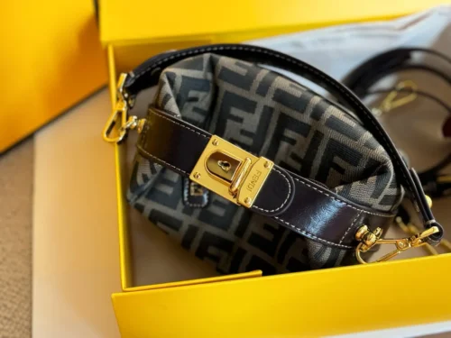 Fendi Bag Style 0152