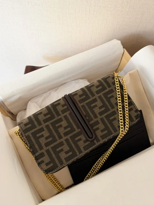 Fendi Wallet Style 0153