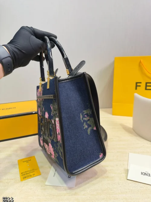 Fendi Small Tote Bag Style 0172