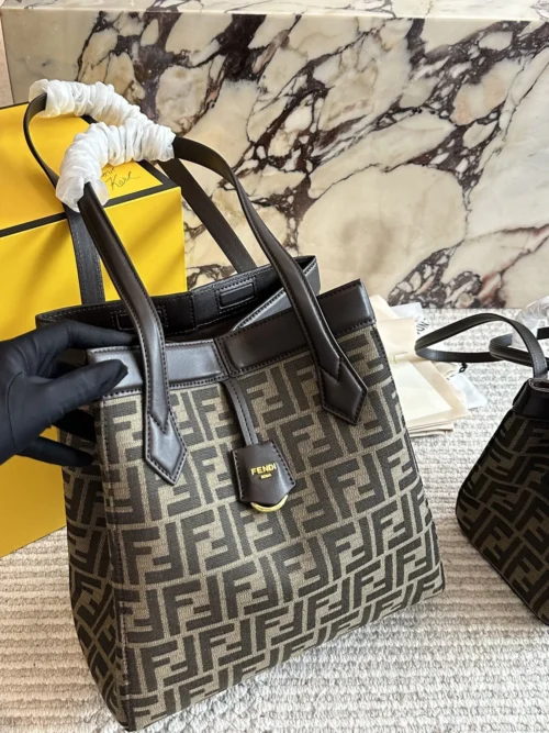 Fendi Monogram Tote Bag Style 0182