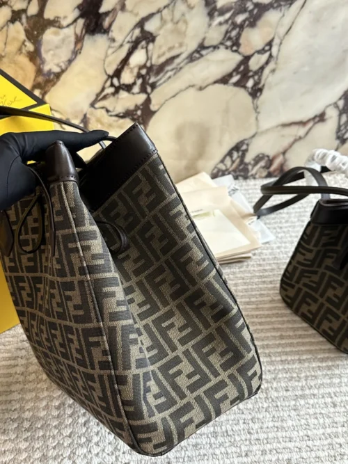 Fendi Monogram Tote Bag Style 0182