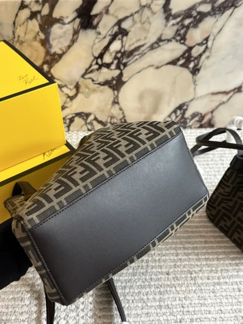 Fendi Monogram Tote Bag Style 0182
