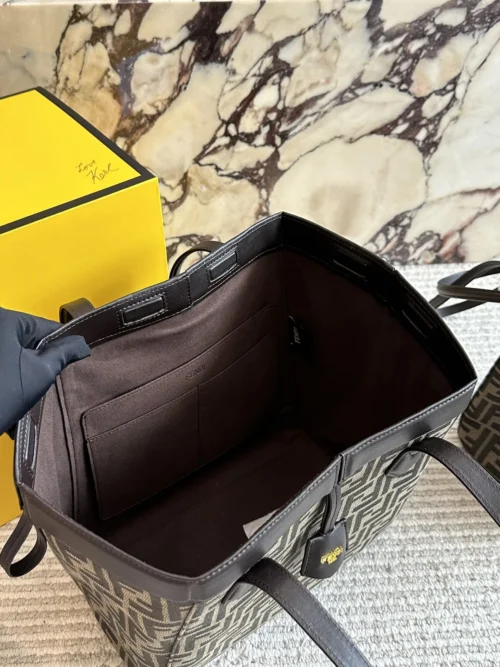 Fendi Monogram Tote Bag Style 0182