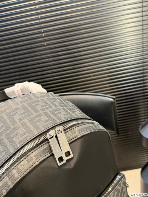 Fendi Backpack Style 0226
