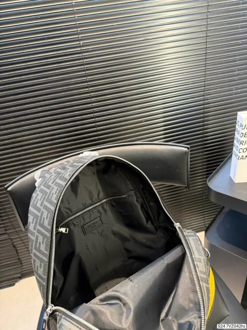 Fendi Backpack Style 0226