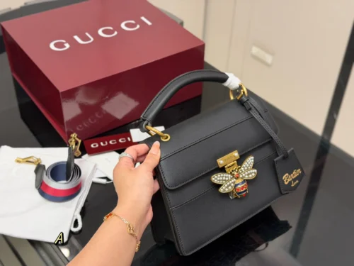 Gucci Messenger Bag