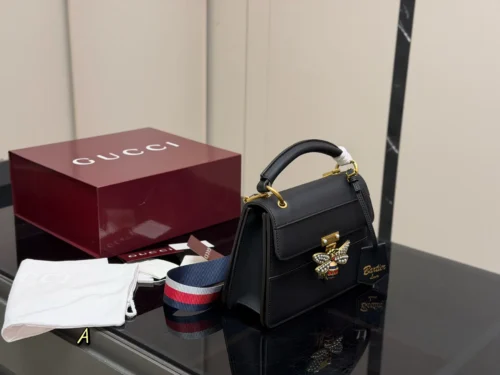 Gucci Messenger Bag