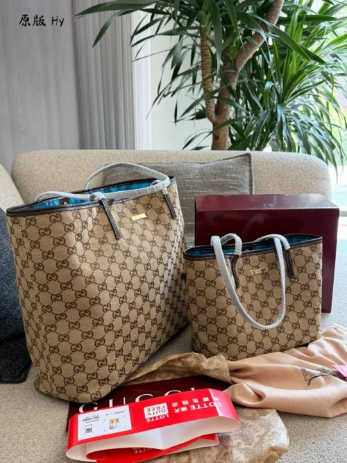 Gucci GG Supreme Monogram Leather Tote Bag