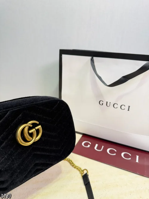 Gucci Black Chain Leather Vanity Bag Style 0042