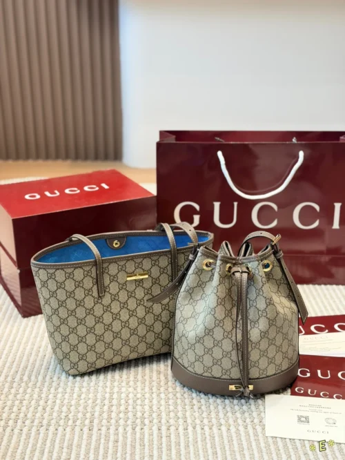 Gucci GG Supreme Medium Brown Monogram Leather Tote Bag Style 0132