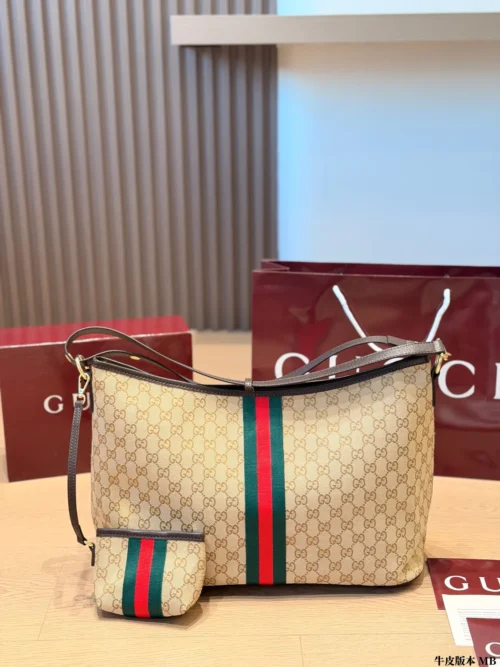 Gucci GG Supreme Brown Monogram Leather Card Holder Style 0136